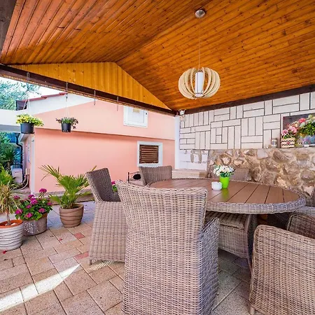 400 Meter Zum Baška